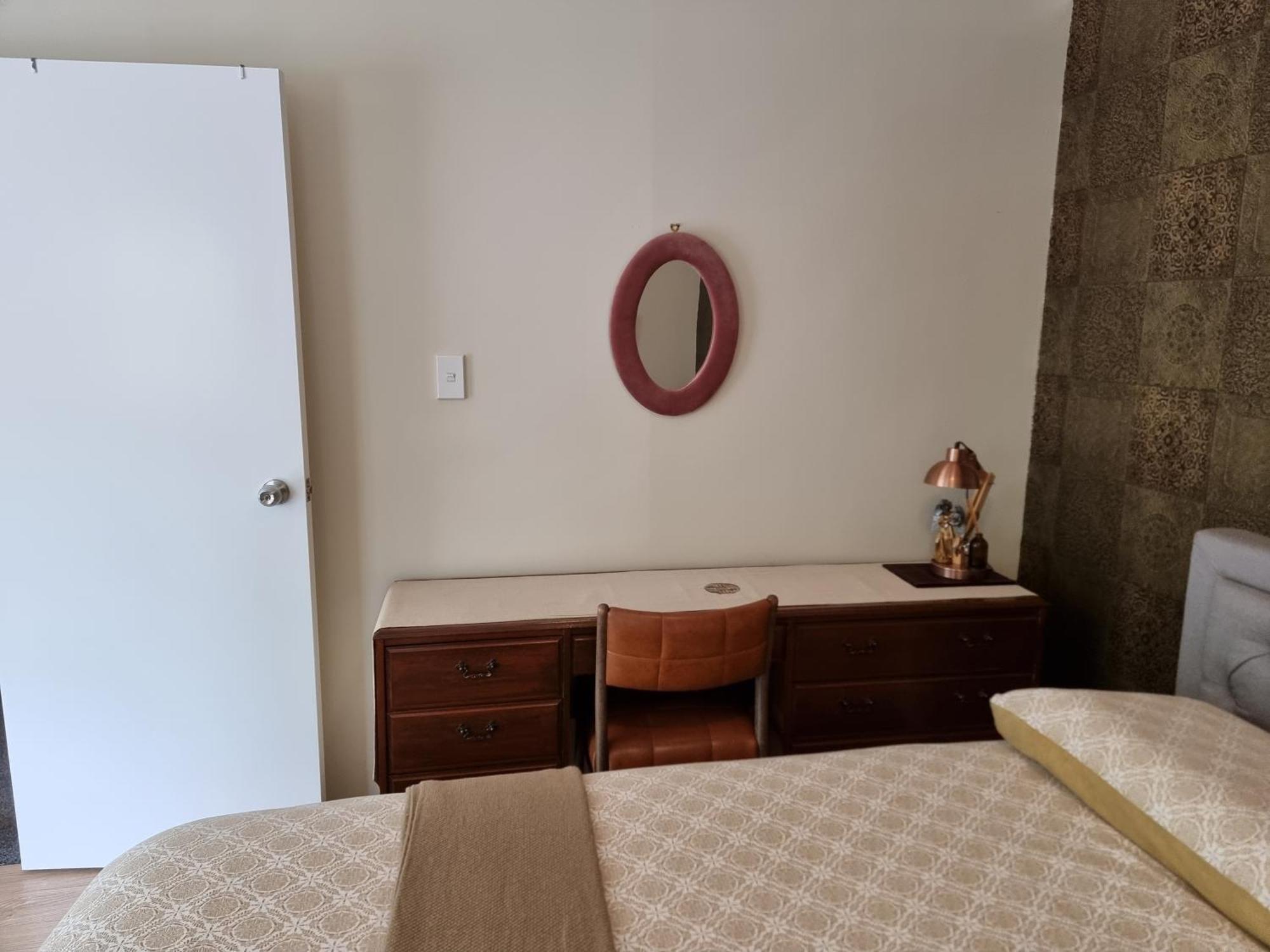 Entire Ground Floor With Full-Privacy And Family-Friendly Popular To Ferry Catchers เวลลิงตัน ภายนอก รูปภาพ