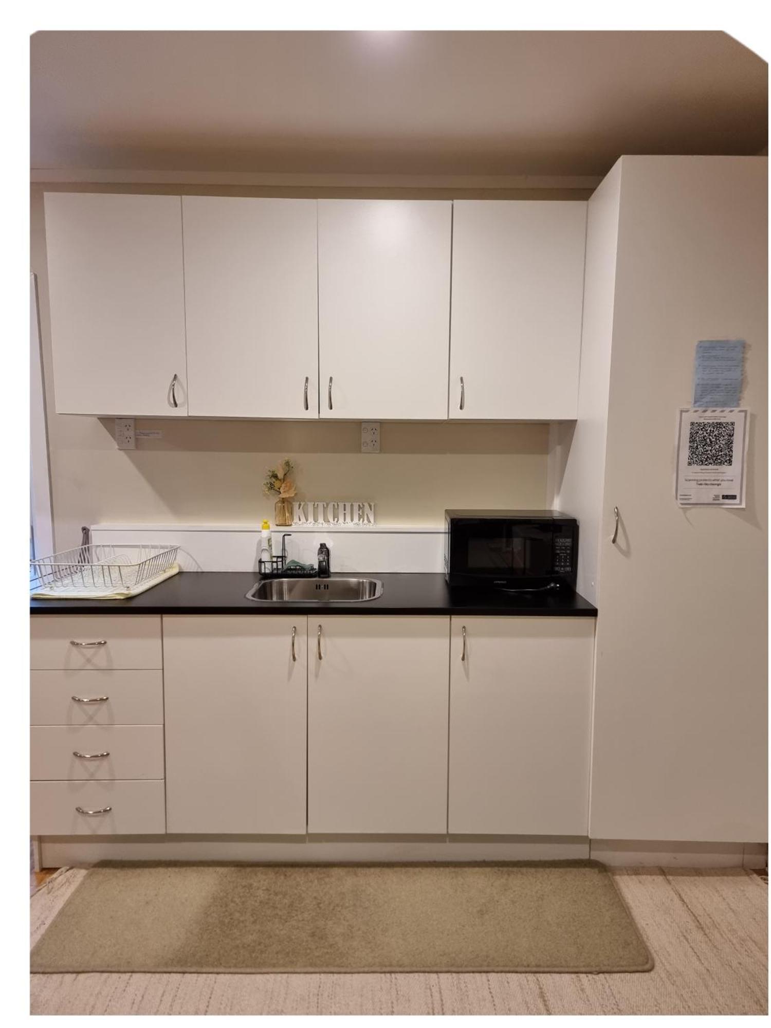 Entire Ground Floor With Full-Privacy And Family-Friendly Popular To Ferry Catchers เวลลิงตัน ภายนอก รูปภาพ