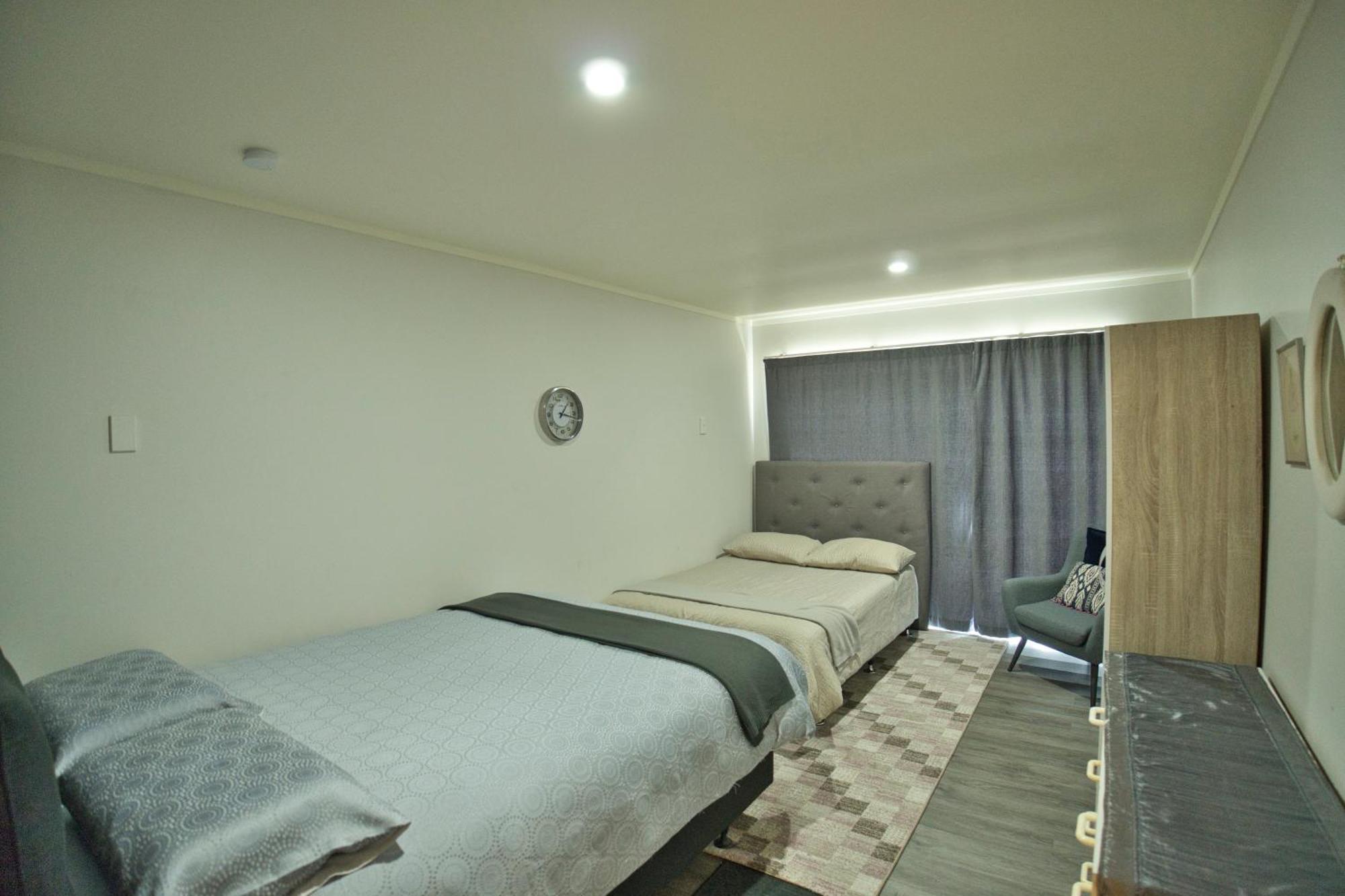 Entire Ground Floor With Full-Privacy And Family-Friendly Popular To Ferry Catchers เวลลิงตัน ภายนอก รูปภาพ