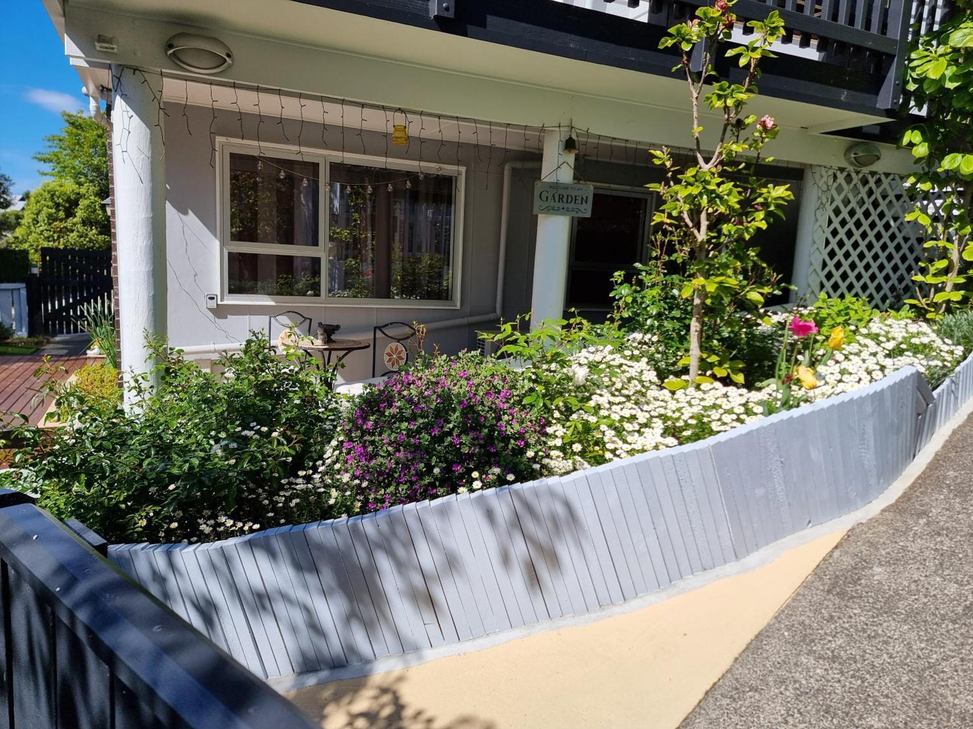 Entire Ground Floor With Full-Privacy And Family-Friendly Popular To Ferry Catchers เวลลิงตัน ภายนอก รูปภาพ