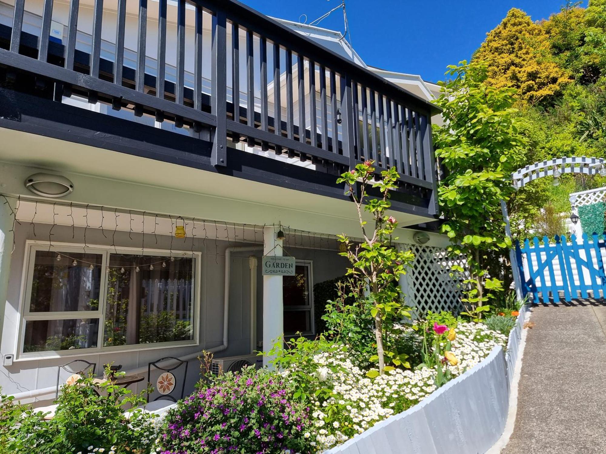 Entire Ground Floor With Full-Privacy And Family-Friendly Popular To Ferry Catchers เวลลิงตัน ภายนอก รูปภาพ
